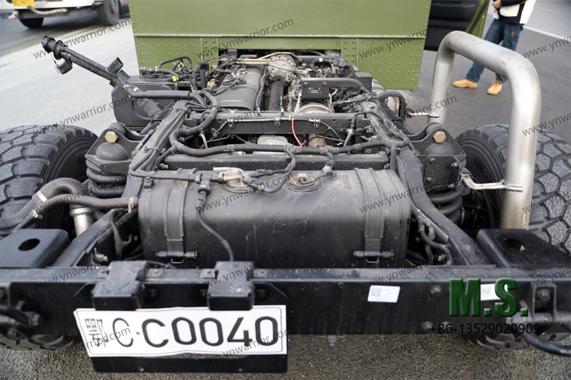 Dongfeng Шасси повышенной проходимости Mengshi 4x4 с задней частью кабины