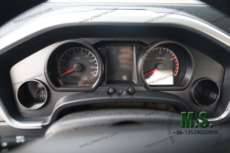 Dongfeng Шасси повышенной проходимости Mengshi 4x4 с приборной панелью кабины