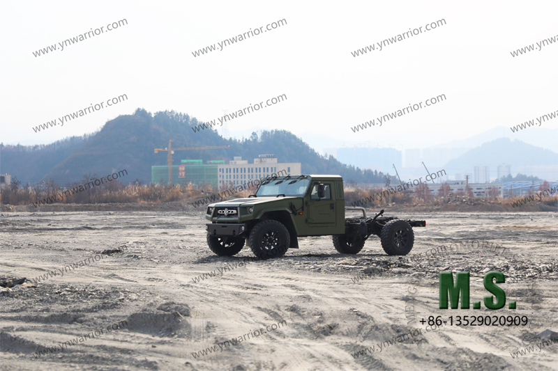 Dongfeng Шасси повышенной проходимости Mengshi 4x4 с кабиной военного стандарта