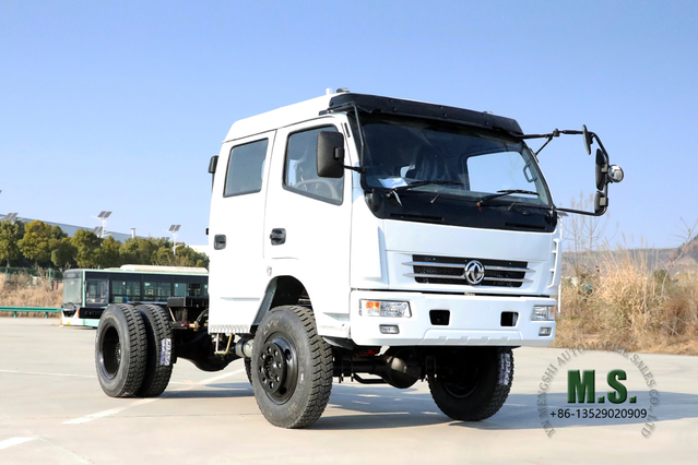 4*4 Dongfeng Двухрядное шасси легкого грузовика_4WD Шасси грузового автомобиля с правым рулем Export_Производитель модификации шасси внедорожного специального грузового автомобиля