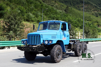 Dongfeng Шасси для бездорожья 6x6_EQ2082E6D Tip 140 с двойным остеклением Шасси для грузовых автомобилей_170/190 л.с. Автомобильное шасси с решеткой радиатора