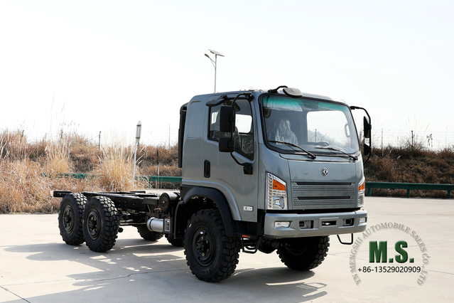 Шасси внедорожного грузовика Bobcat 6*6 с плоской головкой_ 210 л.с. Dongfeng EQ2082E6D Преобразование внедорожного шасси_Шестиколесный привод, экспортный производитель специальных автомобилей