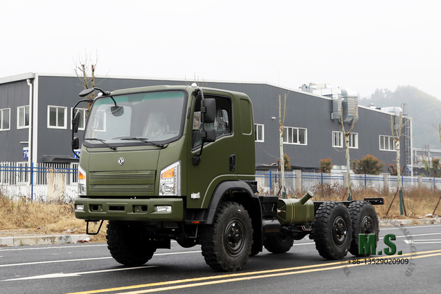 Dongfeng Шасси внедорожного грузовика 6×6_EQ2082 Полноприводный шестиколесный грузовик с плоской головкой «Bobcat» Конфигурация грузовика_Экспорт шасси специального автомобиля