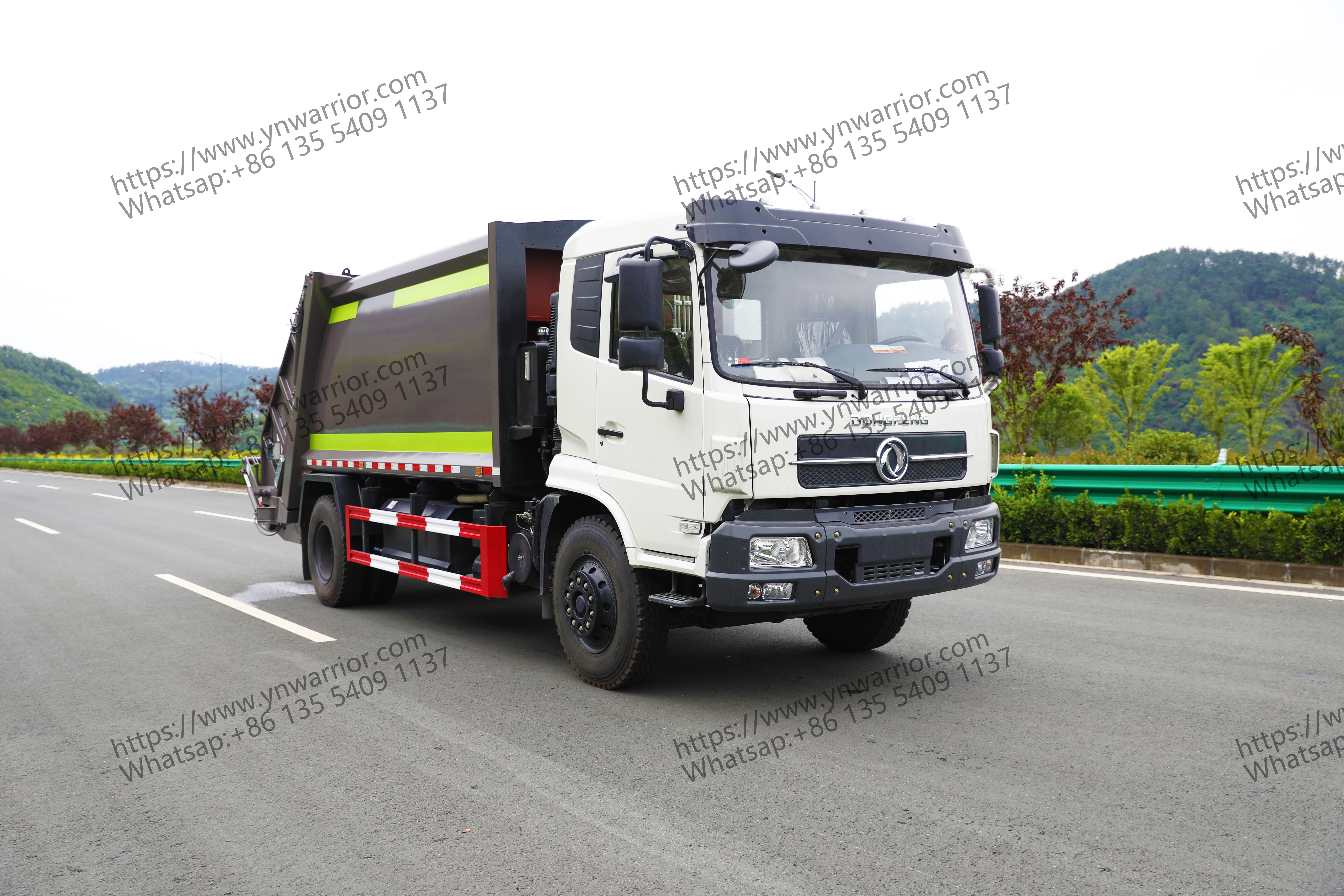 Dongfeng} Грузовые грузовики Прямые кадры 