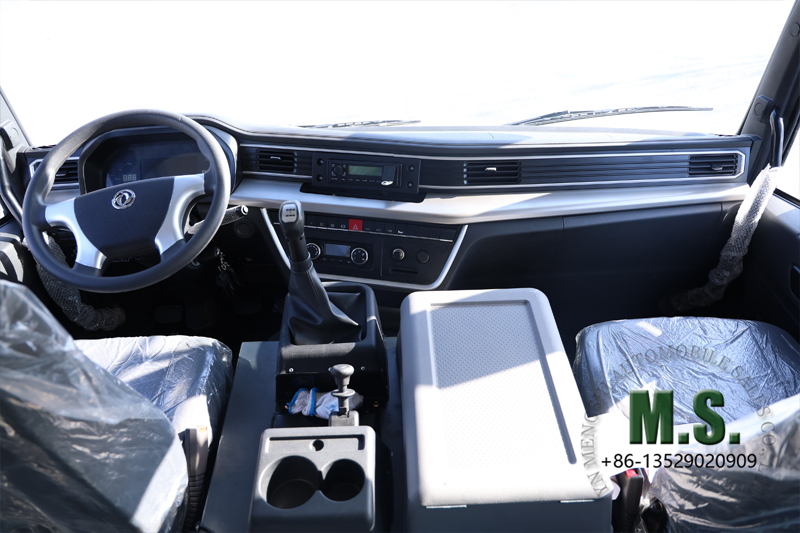 Dongfeng Кабина внедорожного автобуса 