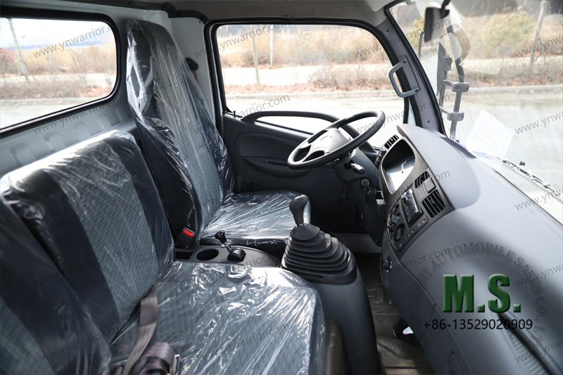 Dongfeng Шасси современного грузового автомобиля с кабиной 4x4 с кабиной средней грузоподъёмности 