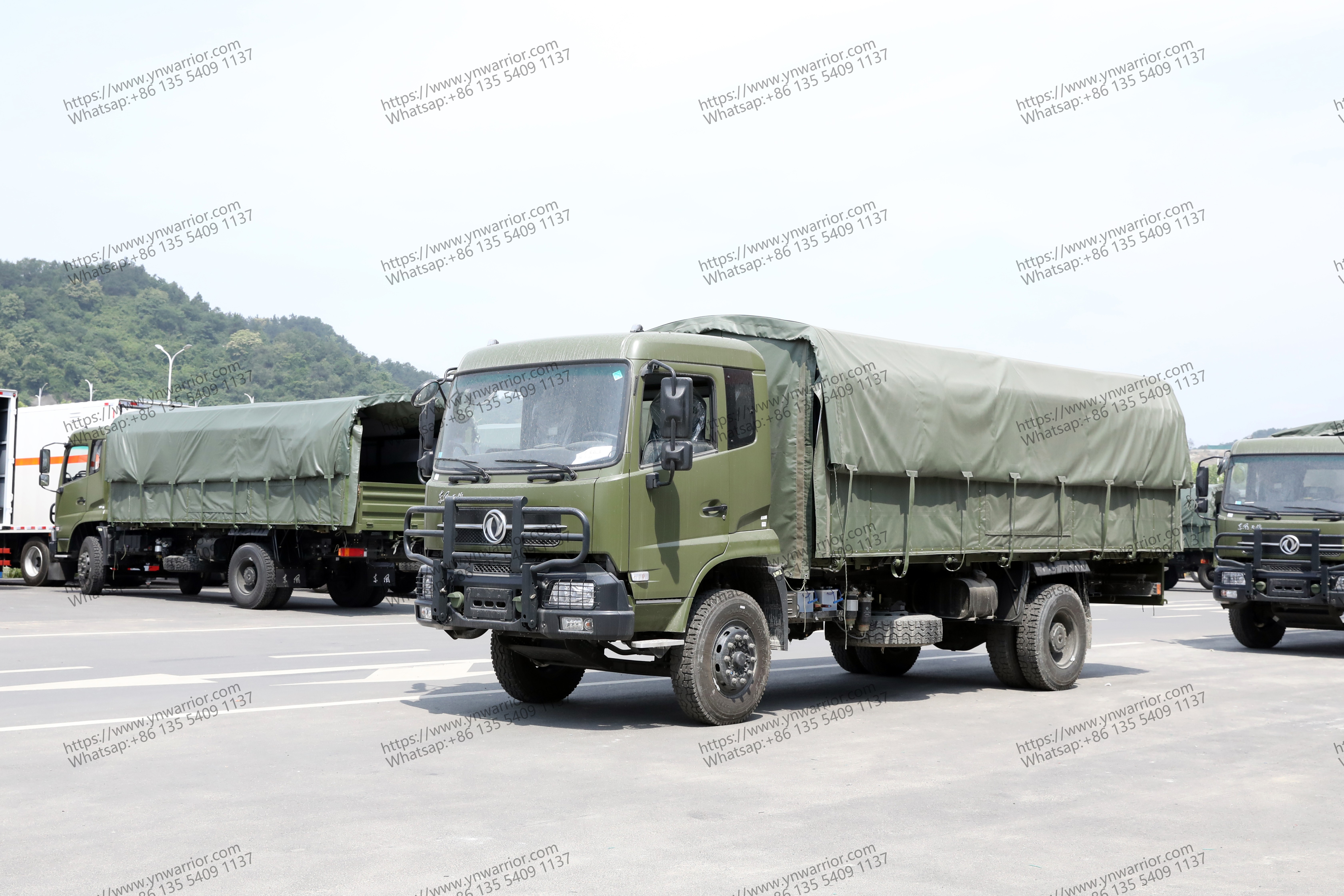 Dongfeng 4x4 грузовик с дождевой каннопией реальной жизни 