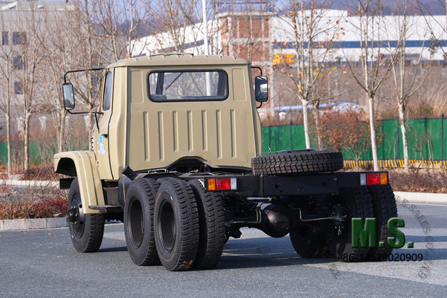 170 л.с., 10 тонн. Полная масса 6x6. Внедорожник. Dongfeng Старомодное шасси грузовика. Двигатель Cummins с механическим впрыском топлива, двойные задние шины, низкий размер шины, простой и надежный. Прямой производитель.