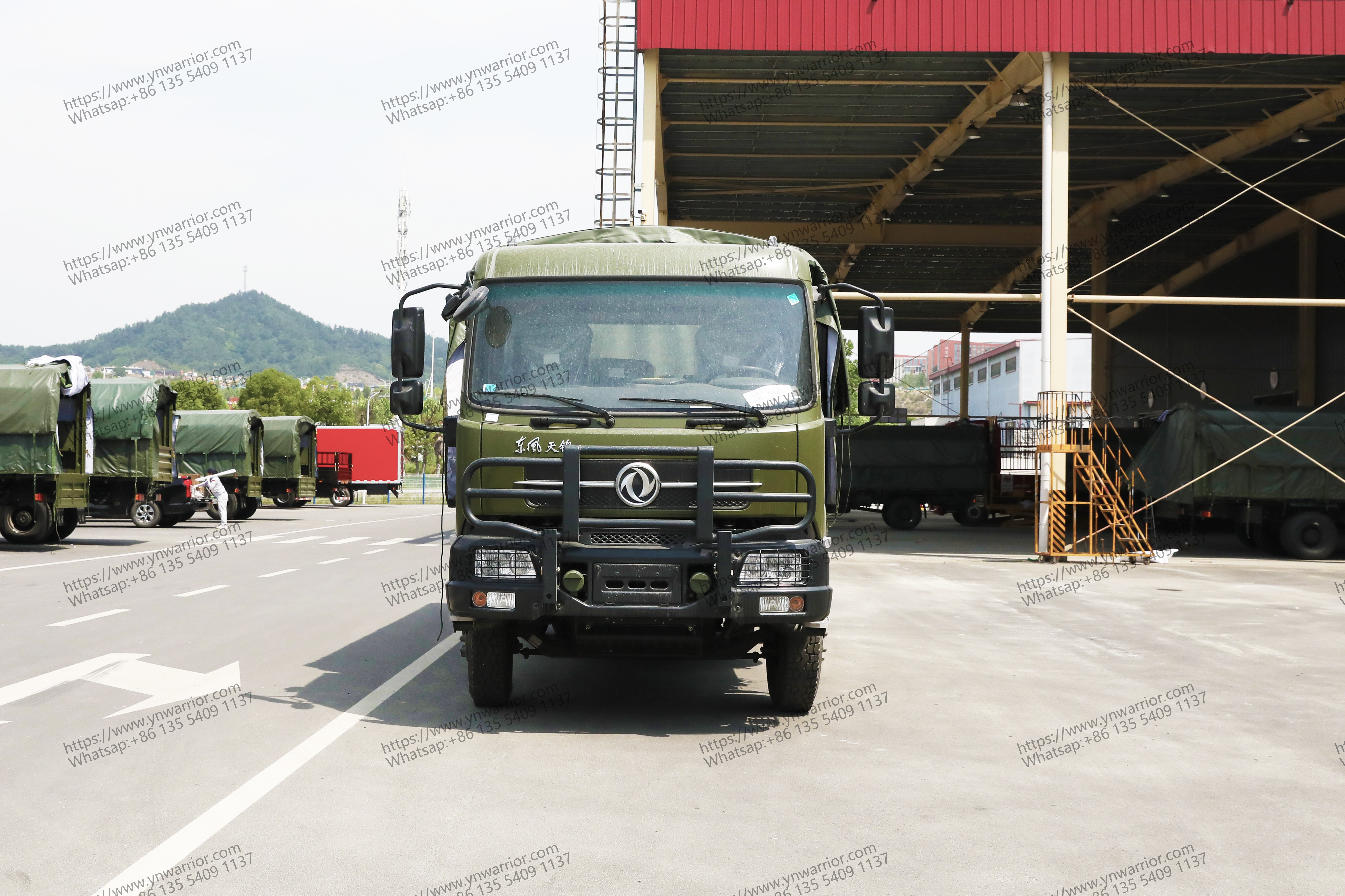 Dongfeng 4x4 с дождевой каннопией фронт Dongfeng 4x4 