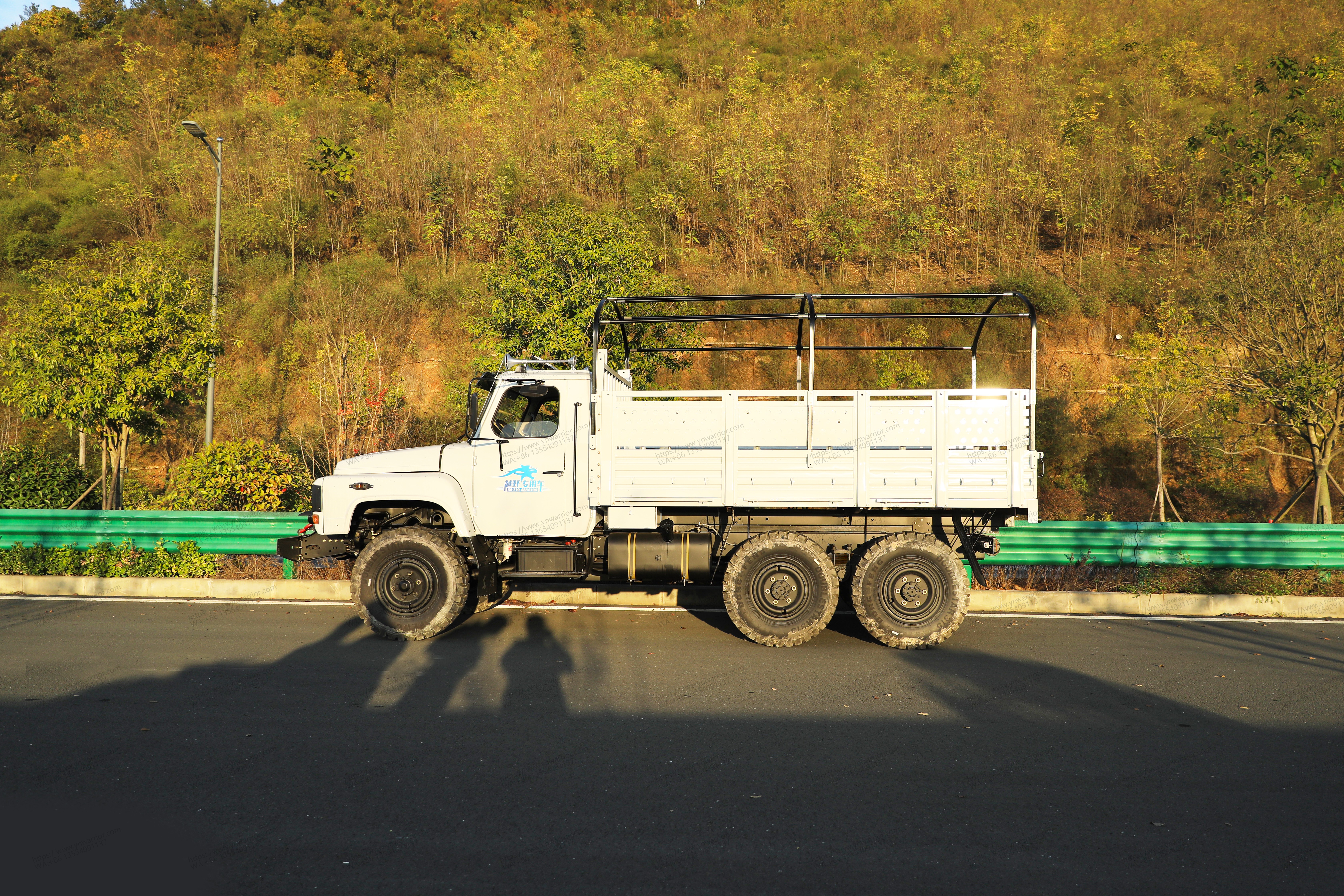 Dongfeng 6x6 Long-Nose 