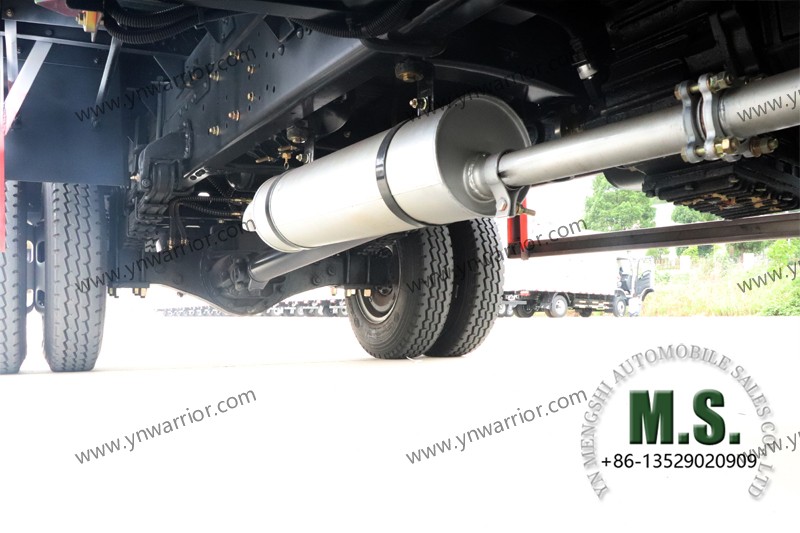 4x4 off-road chassis of Dongfeng smal truck 