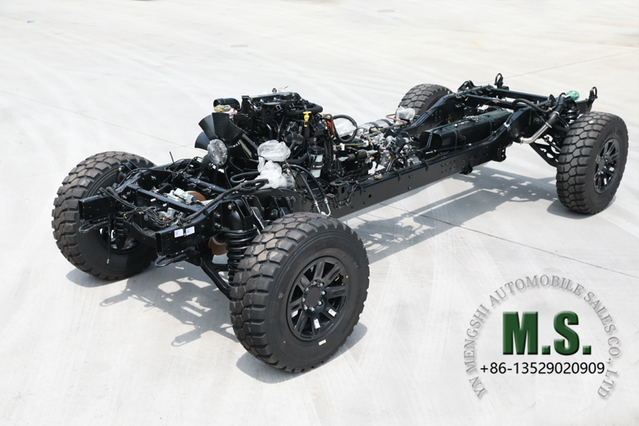 220-лошадиные 6-тонные грубые веса китайские военные обслуживали Dongfeng Mengshi Rolling Chassis_run-Flat, CTIS, автоматическая передача, передняя и задняя независимая подвеска с двойным пошлина