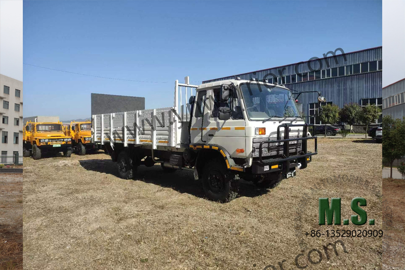 old fashioned cargo truck with Hydraulic Truck Tailgate 