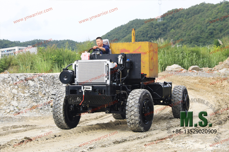 Большая служба 13000 кг 4x4 внедорожного шасси, 