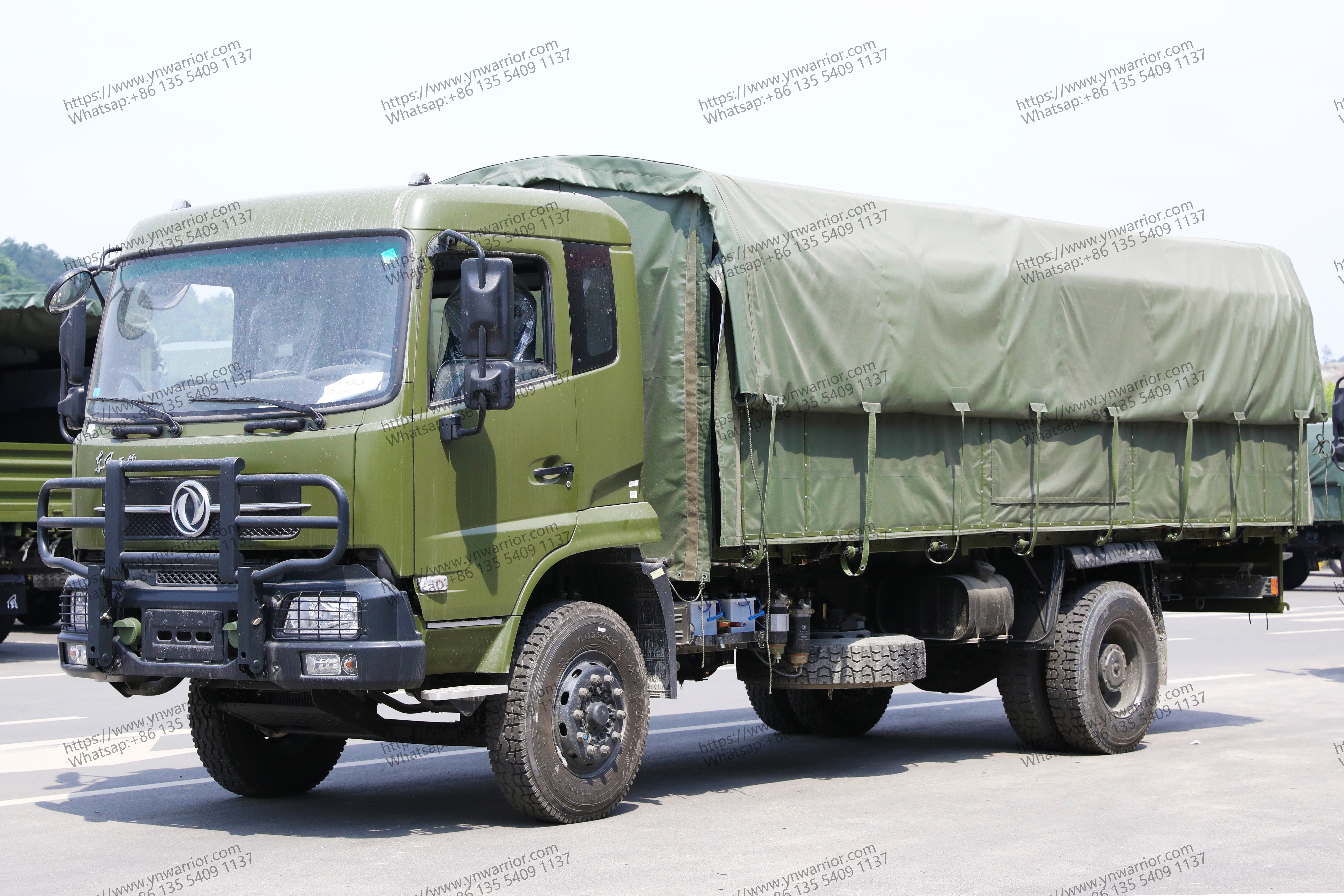 Dongfeng 4x4 Trups Trups с каннопией 