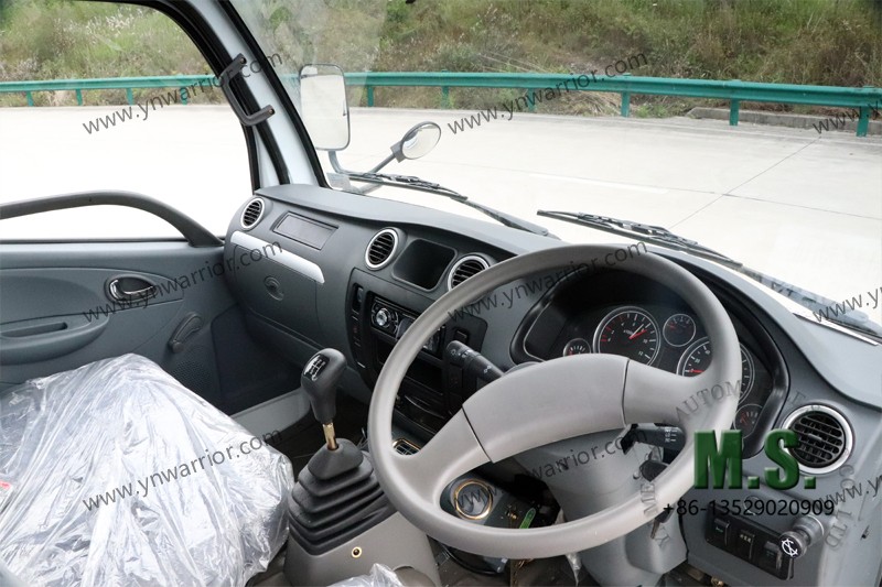 dongfeng mini cargo truck right hand drive cabin 