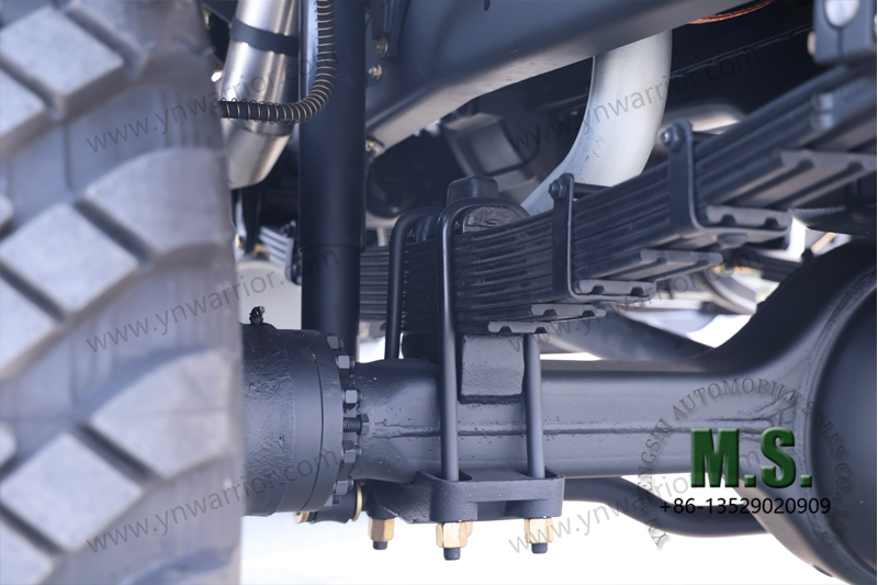 Dongfeng 11-тонный грузовик повышенной проходимости 6x6 с одной задней шиной, передняя подвеска с перспективной жесткой осью 