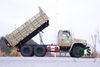 170 л.с., 10 тонн. Полная масса 6x6. Внедорожник. Dongfeng Старомодный самосвал_Механический впрыск топлива, двигатель Cummins, двойные задние шины, низкий размер шины, простой и надежный_Производитель Direct.