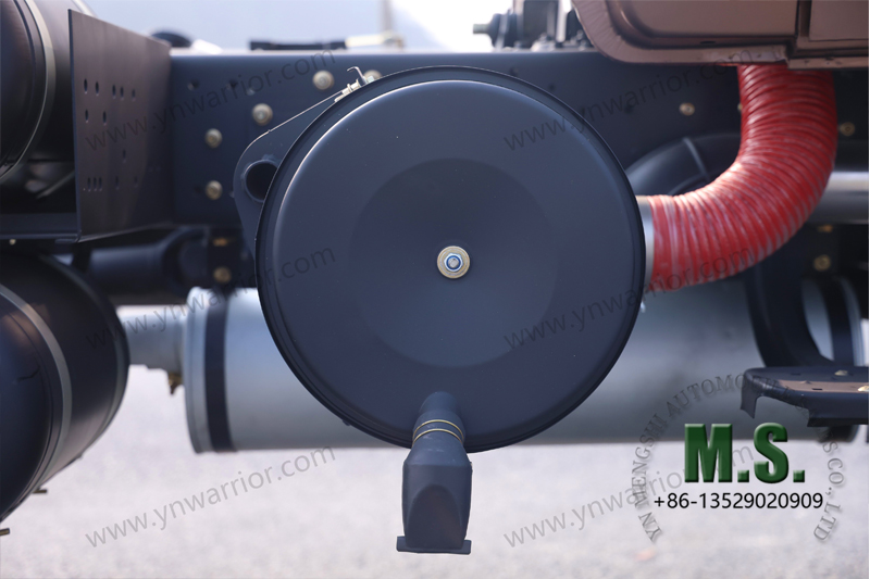 Dongfeng 11-тонный грузовик повышенной проходимости 6x6 с одним задним воздушным фильтром 