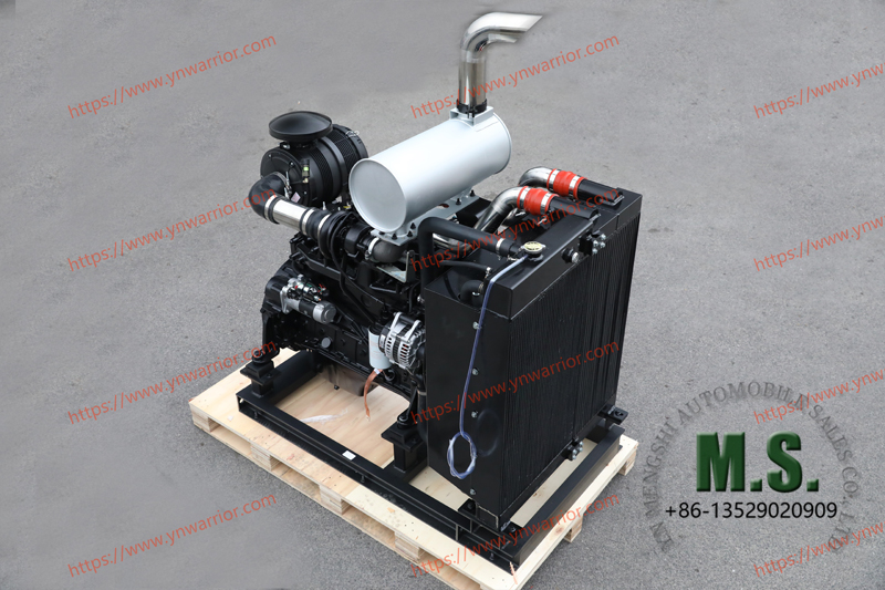 различная перспектива двигателя 