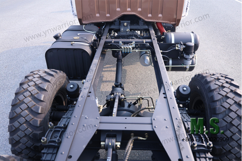 Dongfeng 11-тонный грузовик повышенной проходимости 6x6, зона надстройки с одним задним колесом 